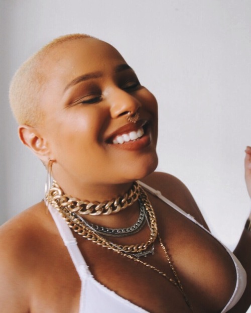 nezzx: Black woman. Baad woman. They called you ugly. And you hid yourself behind yourself  and