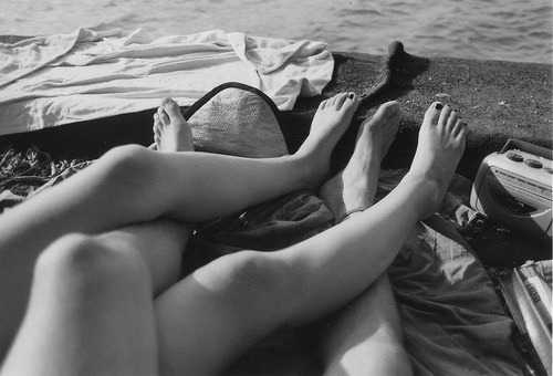crazykissing:  sex / love / romance blog ♡