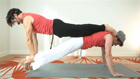 lum1natrix:  wow i’m digging this yoga DVD