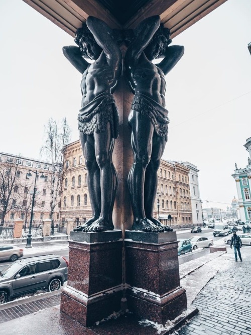 my-russia:Atlas Statues outside the Hermitage Museum, Saint Petersburg