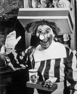 laudanumandabsinthe: loanbehold:  vintageeveryday:  The first Ronald clown for McDonald’s, 1963.  Willard Scott  The Fact that it was Willard Scott makes it extra creepy @blondebrainpower 