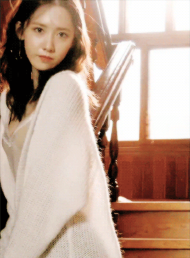 younas:  1/6 — IM YOONA for HIGH CUT VOL. 177 