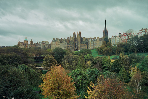 Porn photo englishsnow:  Edinburgh by Andrew Ridley