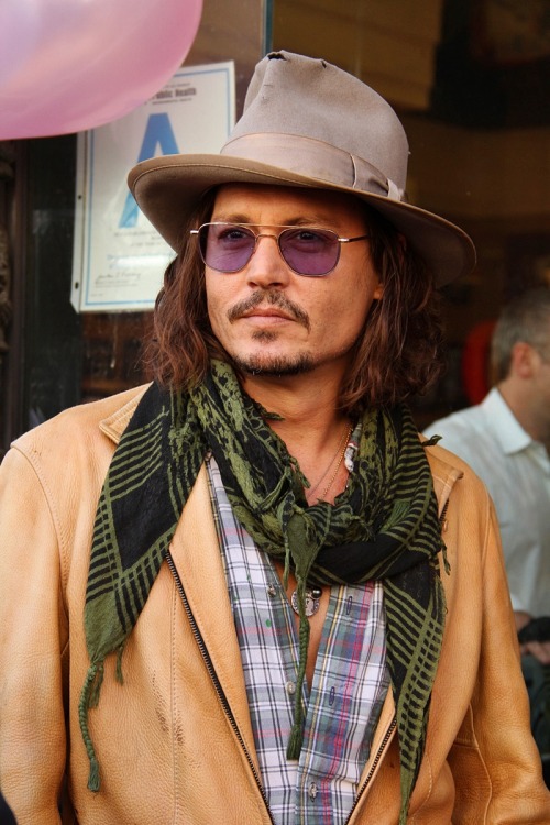 11 years ago, on April 1, 2011, Johnny Depp attended the Penélope Cruz’s “Hollywood Walk of Fame” Ce