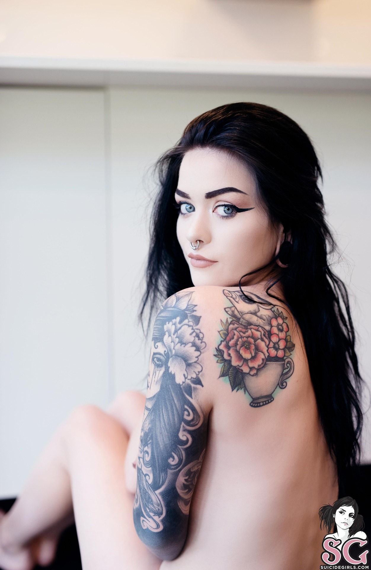 gamecat75:    Mystiquerose Suicide Part 3