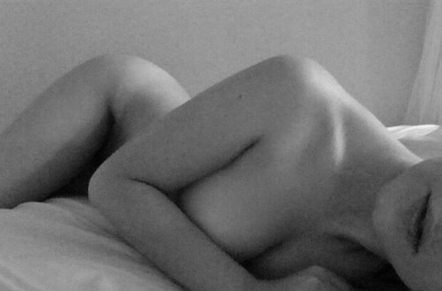 hermaid: “Get naked for Daddy.”