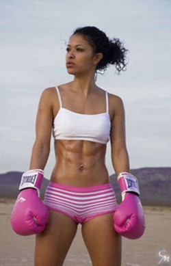 strongblackbrotha:  I’m so here for this. Like you have no idea. That is perfection. HEALTH not skinny. Strong Sistahs! 