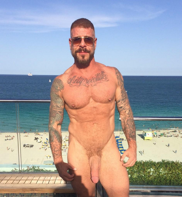 theclosetbloggr:  Man of the Day: 8.17.14 Daddy Rocco Steele (@RoccoSteeleXXX) has