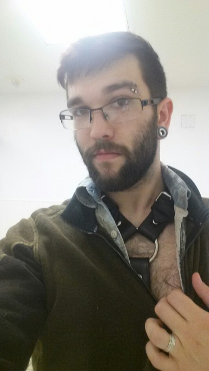 crystalqueerotter:  So I wore it to work.