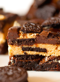 do-not-touch-my-food:  Chocolate, Oreo and Peanut Butter Brownies 