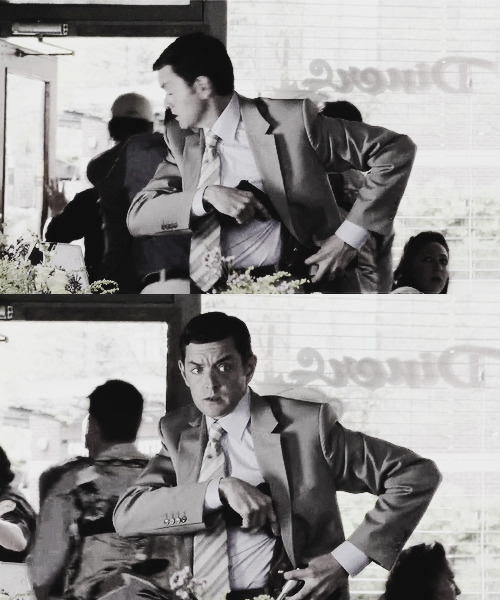 atarine:— Hello, Lassie. I’m back.