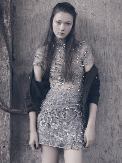 voguelovesme:  Yumi Lambert by Ben Weller for Twin Spring/Summer 2013