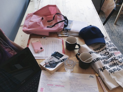 roastedrice:  4:01pm / october 12th my sister doing english work and me trying to write a philosophy paper insta: @roastedrice 