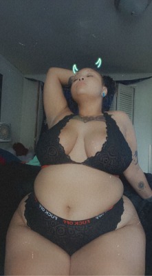 lilxgalaxy-deactivated20221130:This set is coming to onlyfans today along with a
