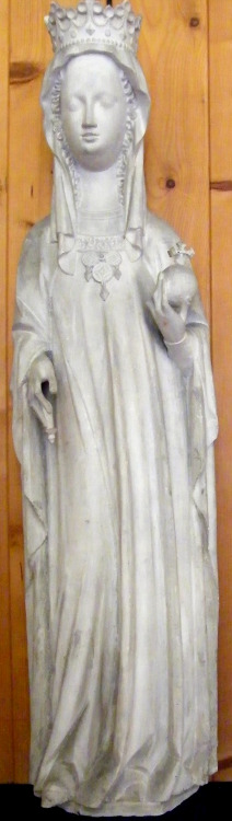 Statue of Lumillla of Bohemia, Duchess of Bavaria from Kloster Seligenthal in Landshut, 1240