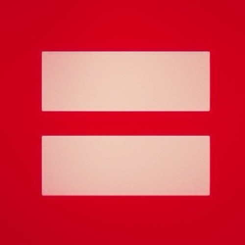 sarinagito:  I approve. We are all equal. NOH8. #equality #gay #lesbian #rights #noh8 #human #love (at Café Kadoelen) 