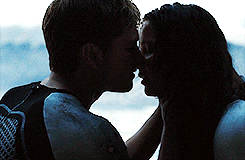 pmellarks:  Everlark + Making Out
