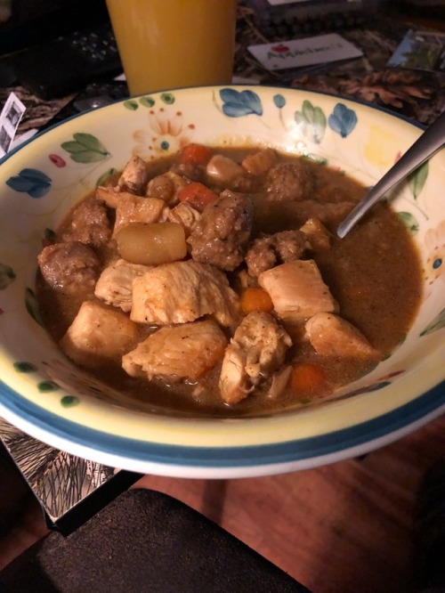 Bomb stew tonight for dinner 👌🏼🤤