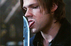  #this is why they can’t have real knives on set anymore 