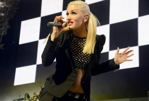 Sex  gwen stefani always looks good :) pictures