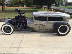 morbidrodz:  Follow this blog for more vintage cars, hot rods, and kustoms