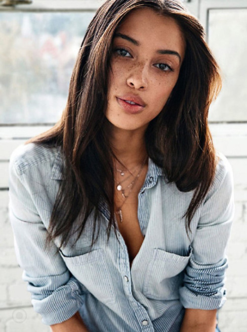 Hot Pictures and Movies