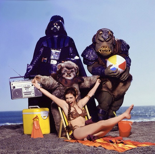 xxgeekpr0nxx:  Ladies &amp; gents, it’s the best Slave Leia of all: Carrie