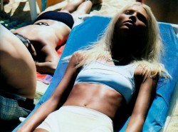 labsinthe:  &ldquo;Acapulco&rdquo; Aline Weber photographed by Laurie Bartley for Numéro 2008 