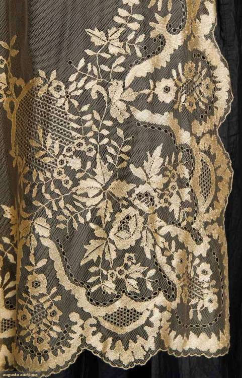 ephemeral-elegance: Embroidered and Drawnwork Lace Veil, ca. mid 19th century via Augusta Auctions