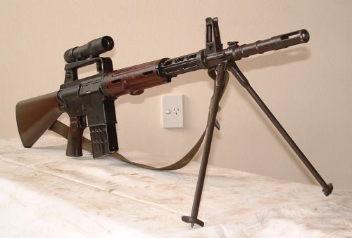 tacticalhoneybadger:Armalite AR-10.