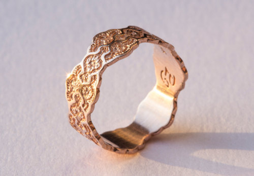 cervirae:sosuperawesome:Lace Rings - including Custom Lace - by Precious Lace Jewelry on EtsyMore li