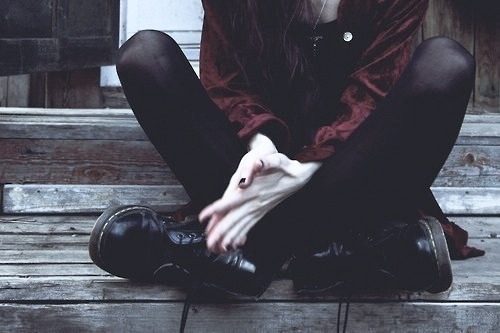 angelic-disposablequeen:  follow me angels ♡♡