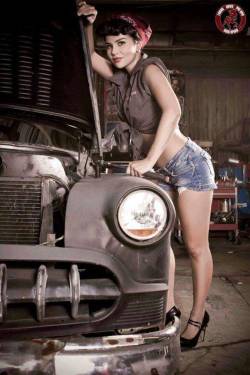 Pin Ups, Rat Rods and Hot Rodz