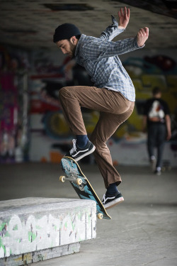 radicalsupremacy:  skate/urban 