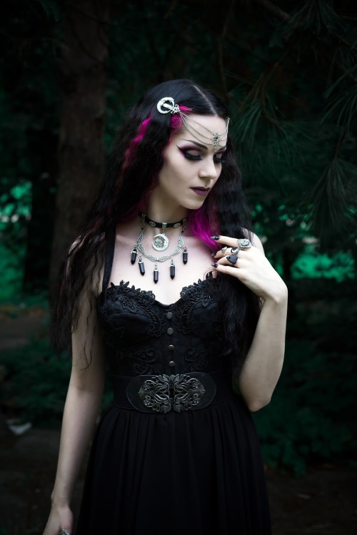 gothicandamazing:    Model: Milena GrbovićJewelry: adult photos