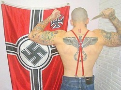 https://69.media.tumblr.com/73c32b4cb24c0c7a097d6e12a0fdf781/tumblr_mnkzeznLy61ssouy3o1_500.jpg