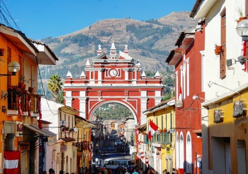 vivalatinamerica: Huamanga, Ayacucho, Peru | Source