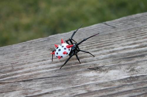 ex0skeletal-undead:ex0skeletal-undead:Glass spider sculptures by miniatureglass on EtsyIt costs zero