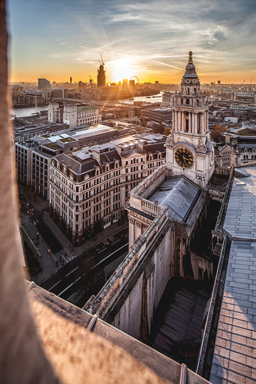 Sex italian-luxury:  London Sunset by David Bank pictures