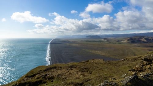 earthporn:  Black sand beaches near Vik, Iceland [OC][2048x1152] by: These-Days