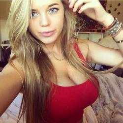 selfysgalore:Stacked