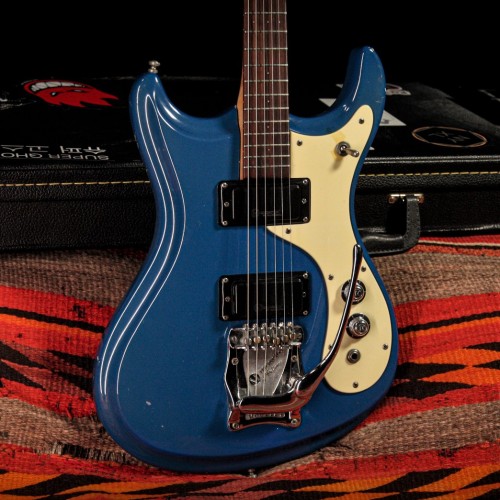 1967 Mosrite Ventures Model from: www.rumbleseatmusic.com/