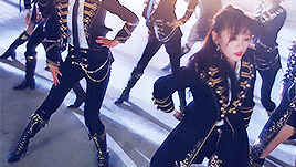 akb48love:   SNH48 (Team N2) → Light Trajectory (光之轨迹)