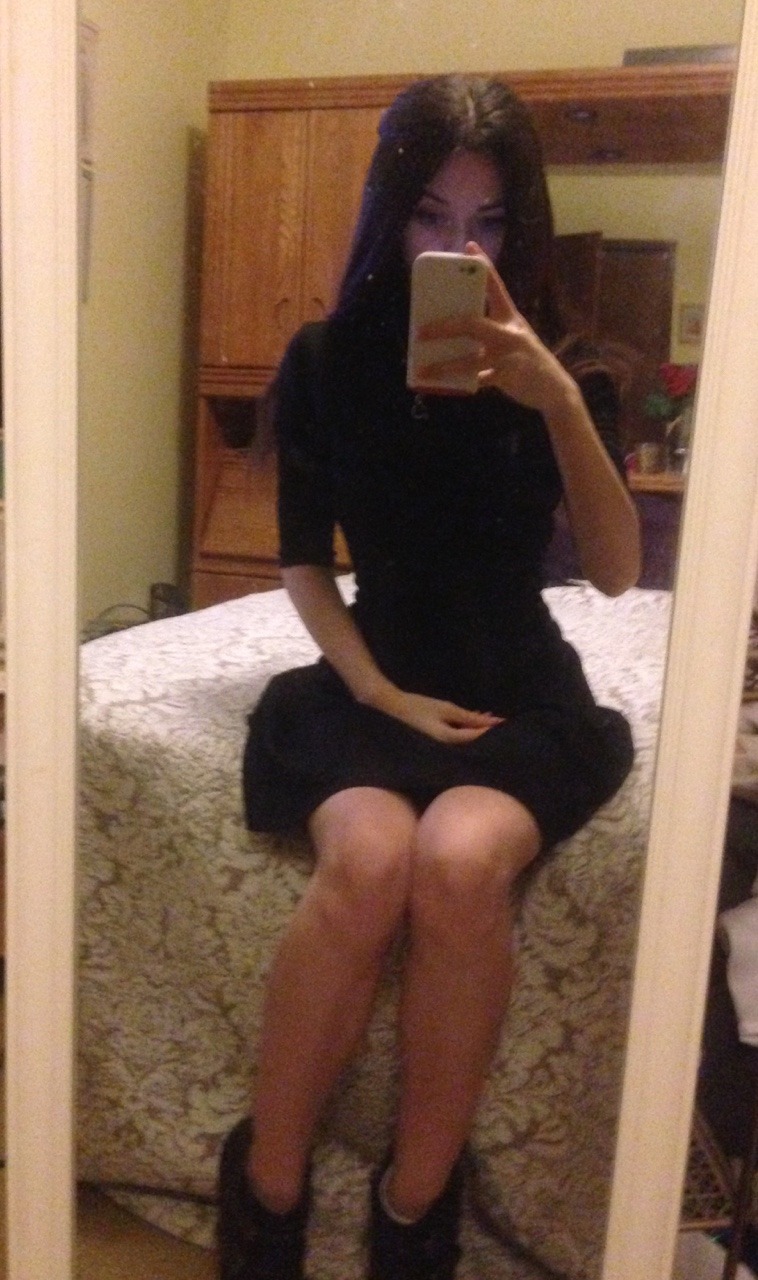 I went to dinner last night and all I have is this blurry crappy picture ☺️