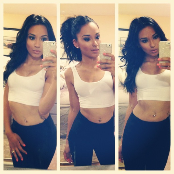 blissful-dreamm:  exotica-bitch:  frenchinhalechanelxoxo:   chαηεℓ      http://exotica-bitch.tumblr.com