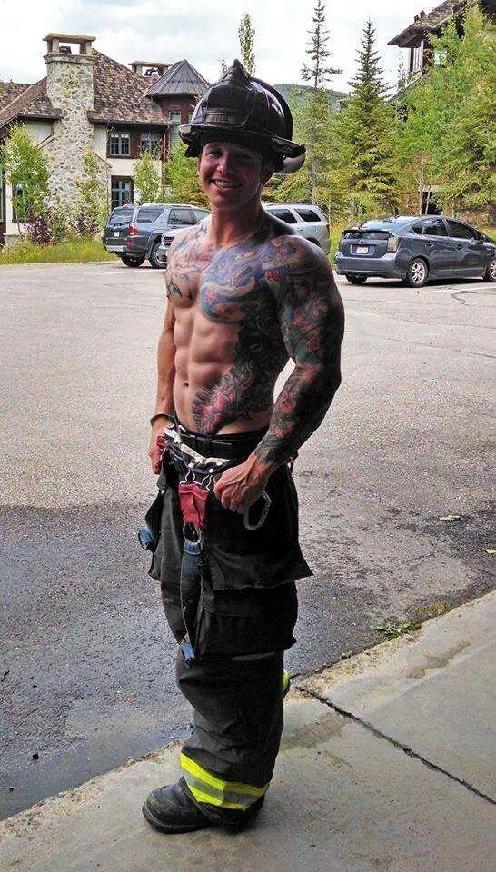 southernfratguy:  SouthernFratGuy • Me • InstaShowOffs