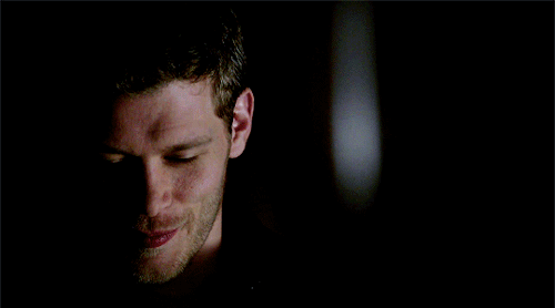 klaussgifs:endless gifs of Klaus [31/?]
