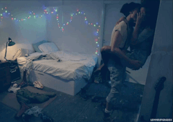 kissbetweenthelegs:  wall sex.