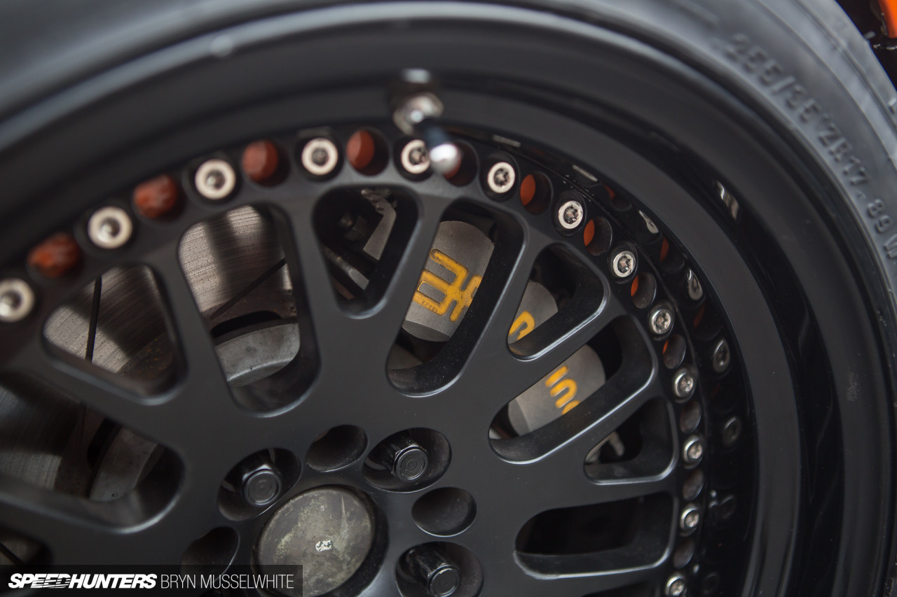 upyourexhaust:  V8 Hachirockin’: The Angriest 86 Ever Photos by Bryn Musselwhite
