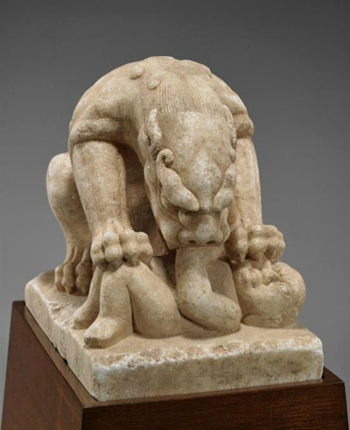 White marble model of a guardian lion, Tang Dynasty. Estimate $38,000-$42,000. © I. M. Chait Gallery